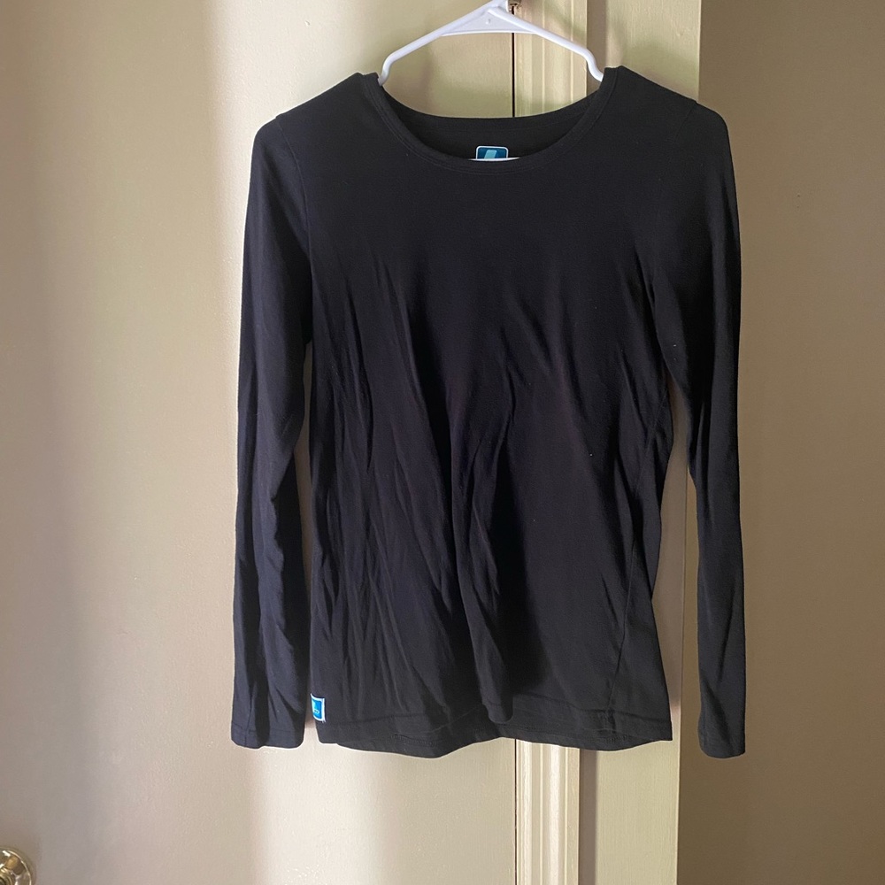 Basic long sleeve shirt